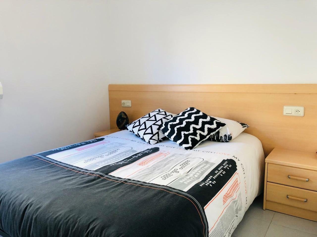 Roc Mar 3 3D - Apartamento Cerca Del Centro Y De La Playa - Terraza Con Vistas Al Mar Y Al Puerto Roses Zewnętrze zdjęcie